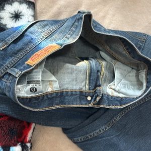 569 Levi’s Water>Less. 34x 34